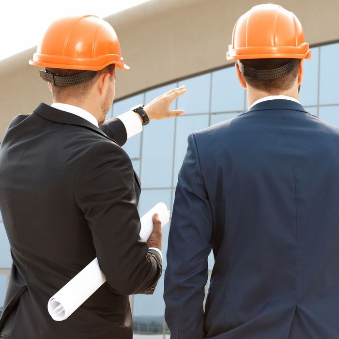 Four Benefits of Working With a Claims Adjuster After Commercial